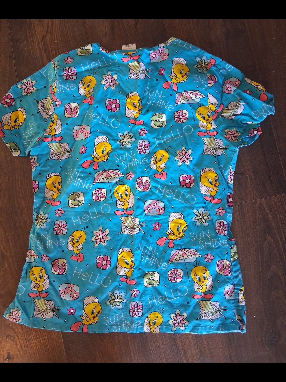 Womans Nursing Scrub Tweety Bird Blue Yellow Top Pockets